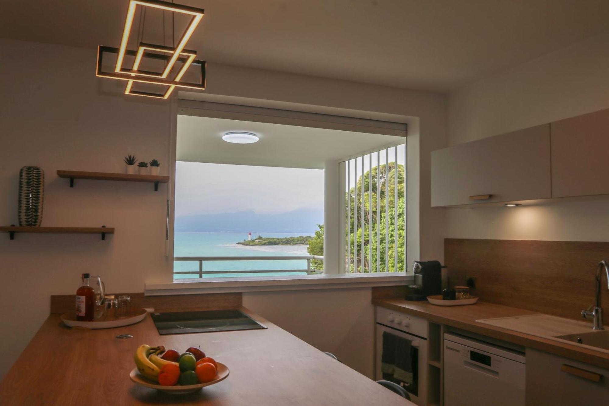 La Vue Du Phare - Appartement Neuf Avec Vue Imprenable Et Acces Crique Le Gosier  Exterior photo
